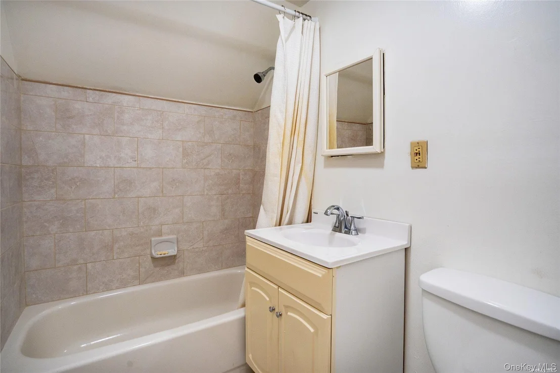 Photo of 69A Warwick Road