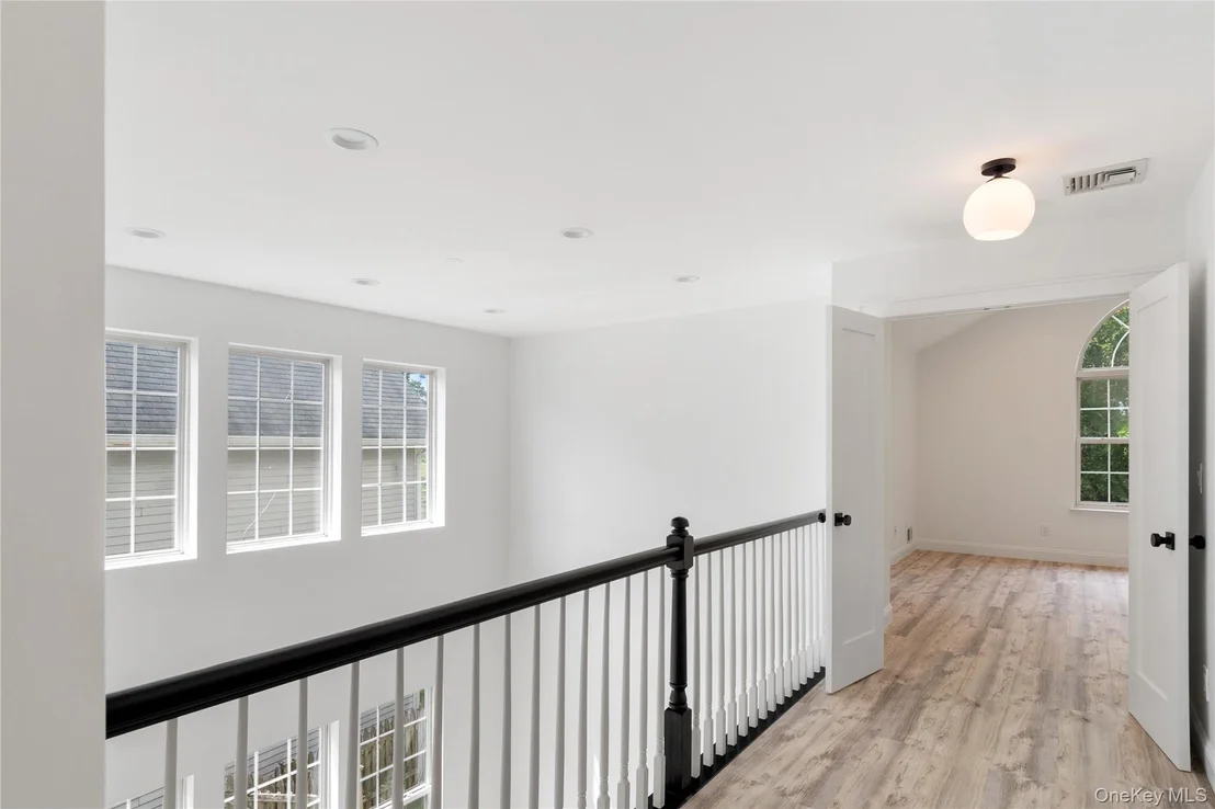 Photo of 132 Benefield Boulevard