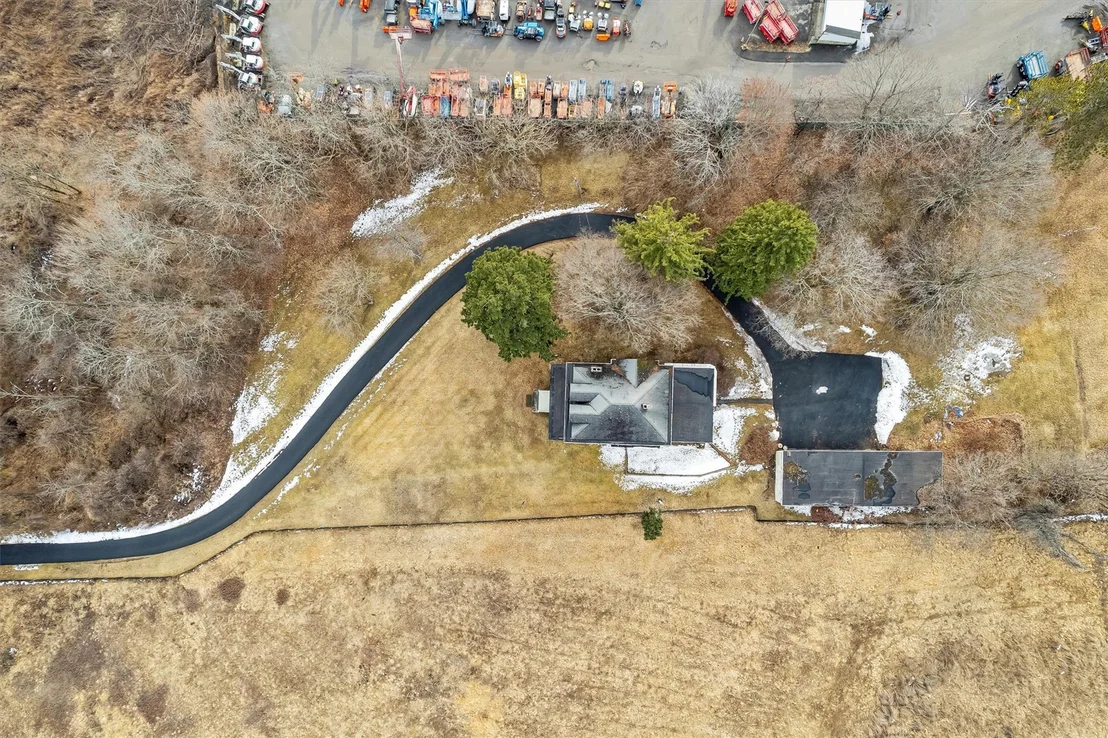 Photo of 114 Windsor Highway