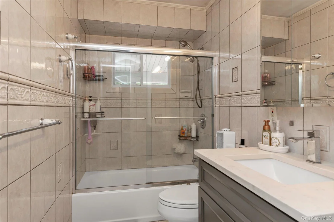 Photo of 3917 Miller Place