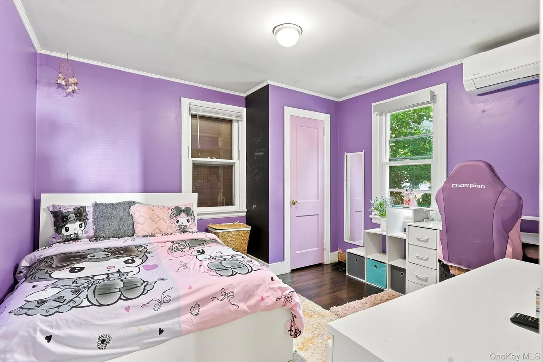 Photo of 18 Underhill Avenue