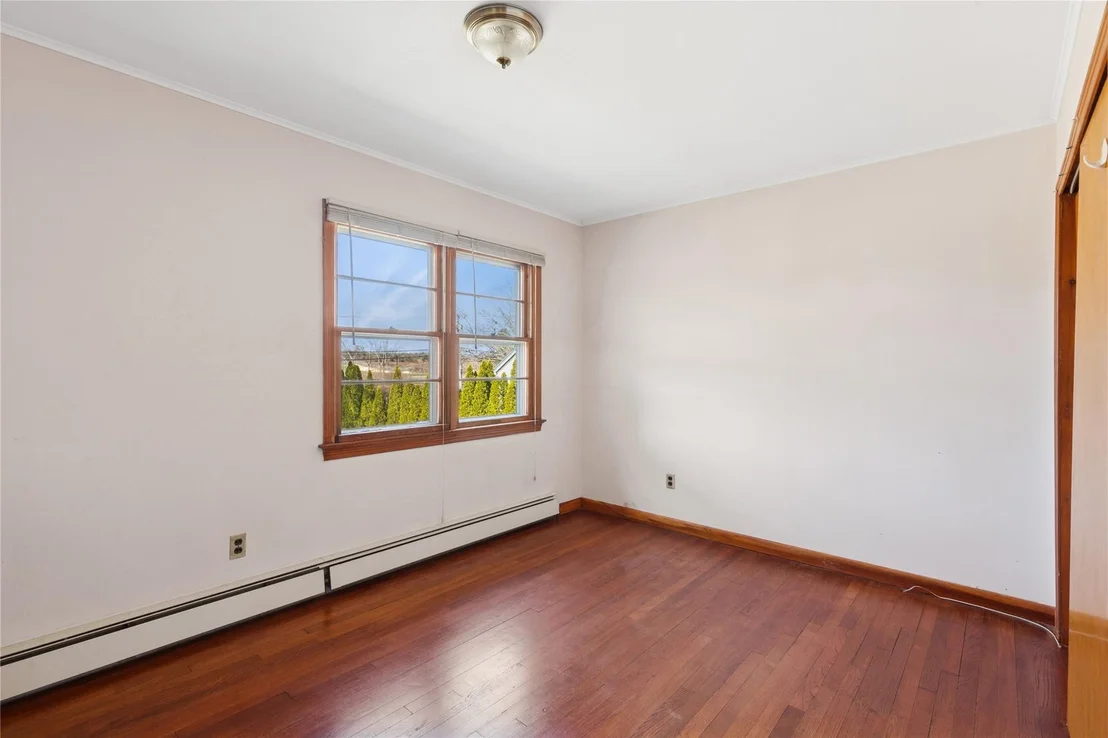 Photo of 1504 Roanoke Avenue