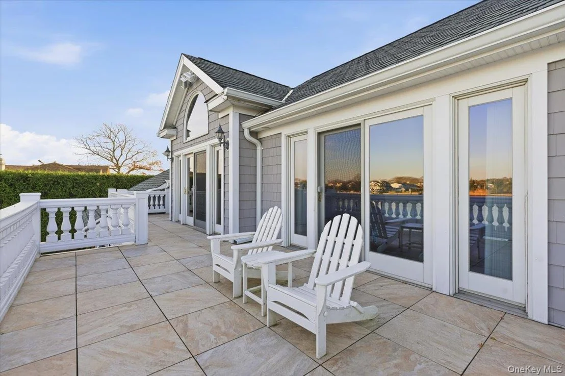 Photo of 165 Peninsula Drive