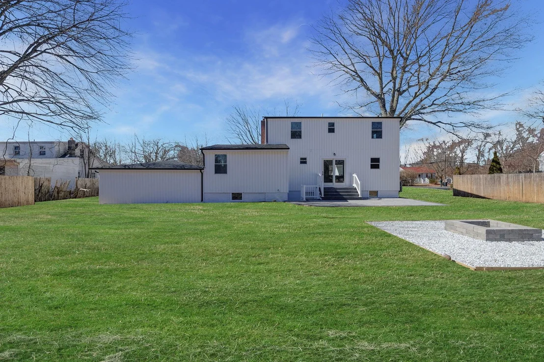 Photo of 448 Avondale Drive