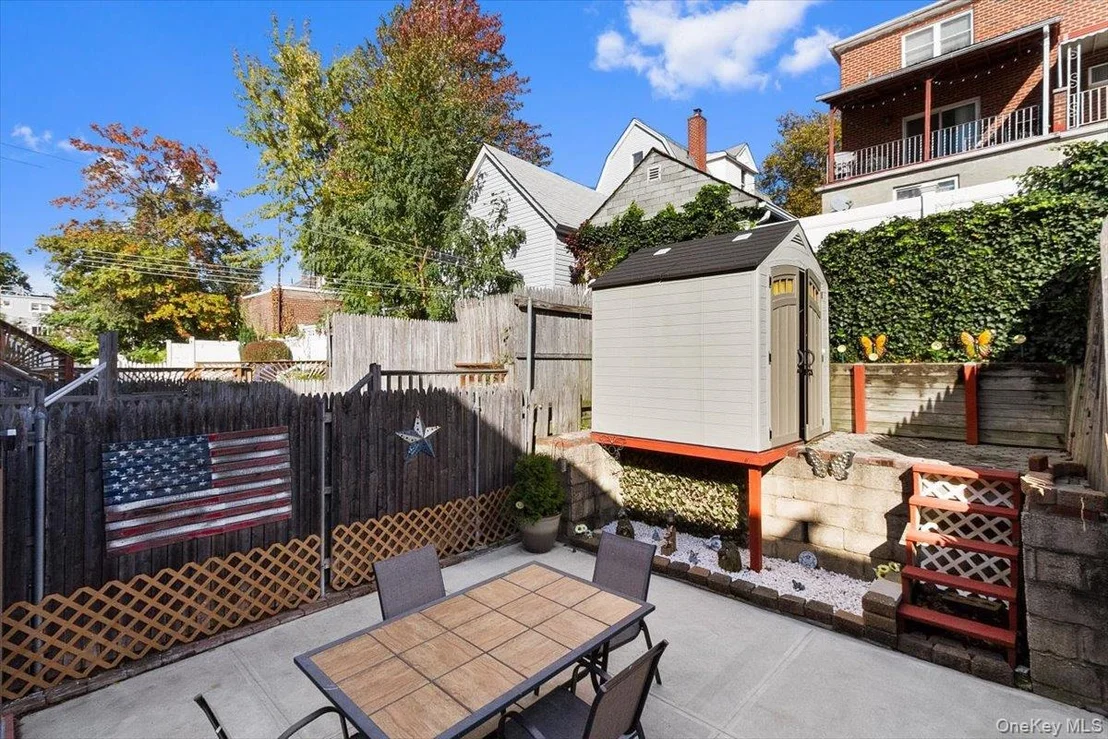 Photo of 1012 Vincent Avenue