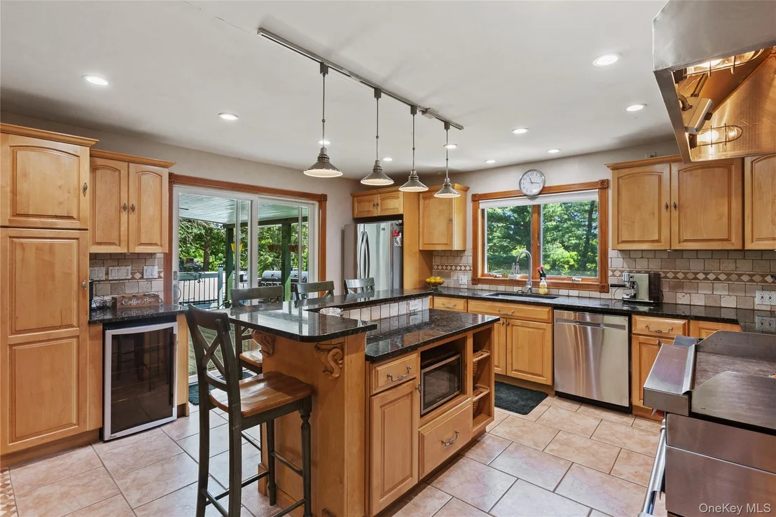Photo of 10 Chestnut Drive