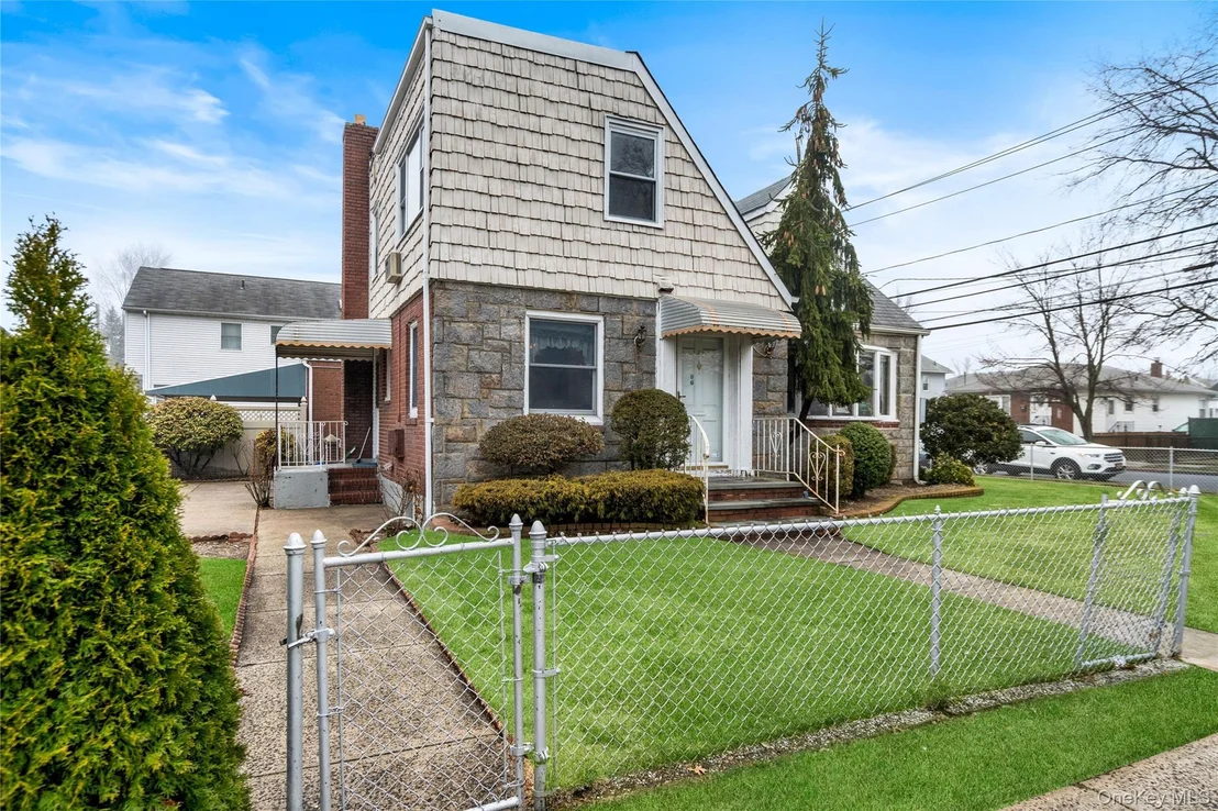 Photo of 181 Monroe Street