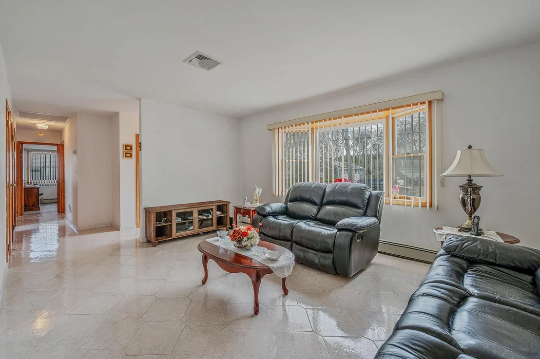 Photo of 52 Heston Road