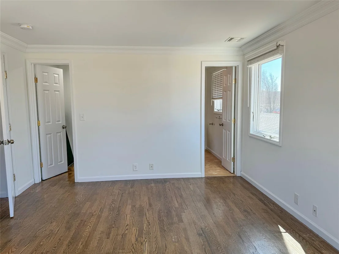 Photo of 14 Farner Avenue