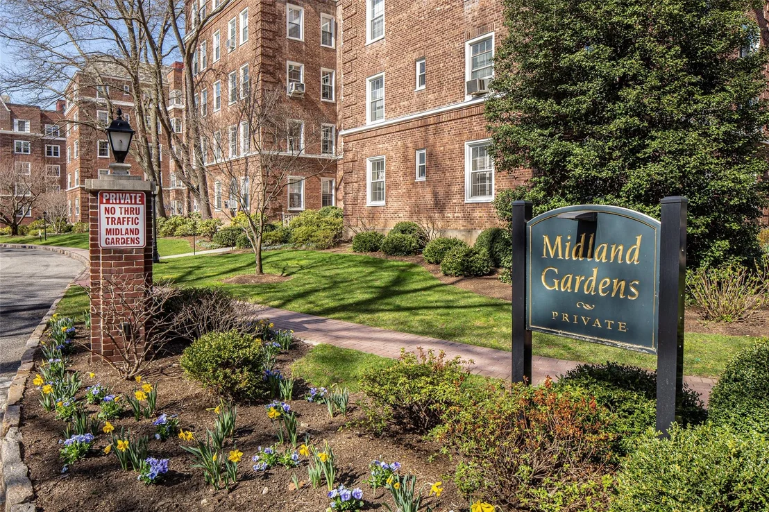 Photo of Unit 2A at 2 Midland Gardens