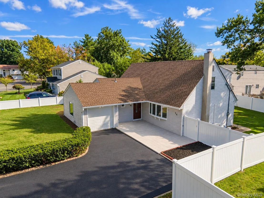 Photo of 14 Arcadia Drive