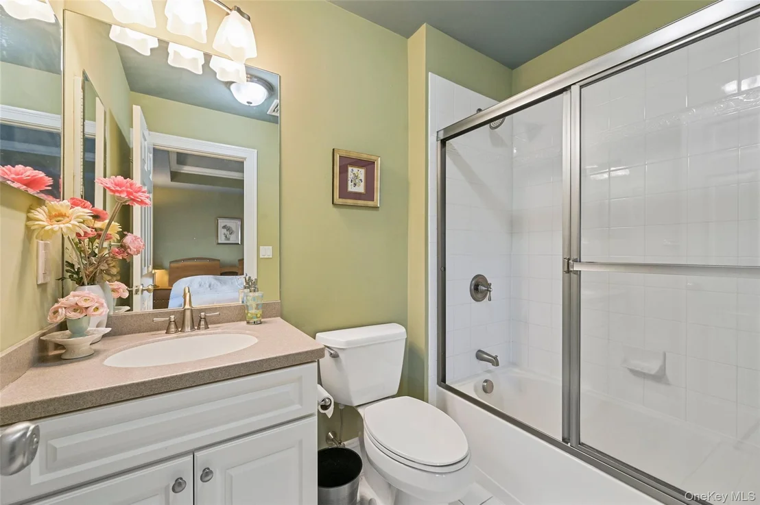 Photo of 42 Deangelis Drive