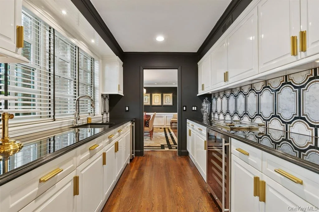 Photo of 8 Boxwood Lane