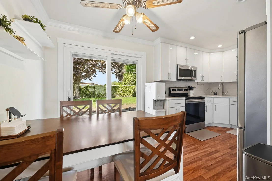 Photo of 440 Cole Place
