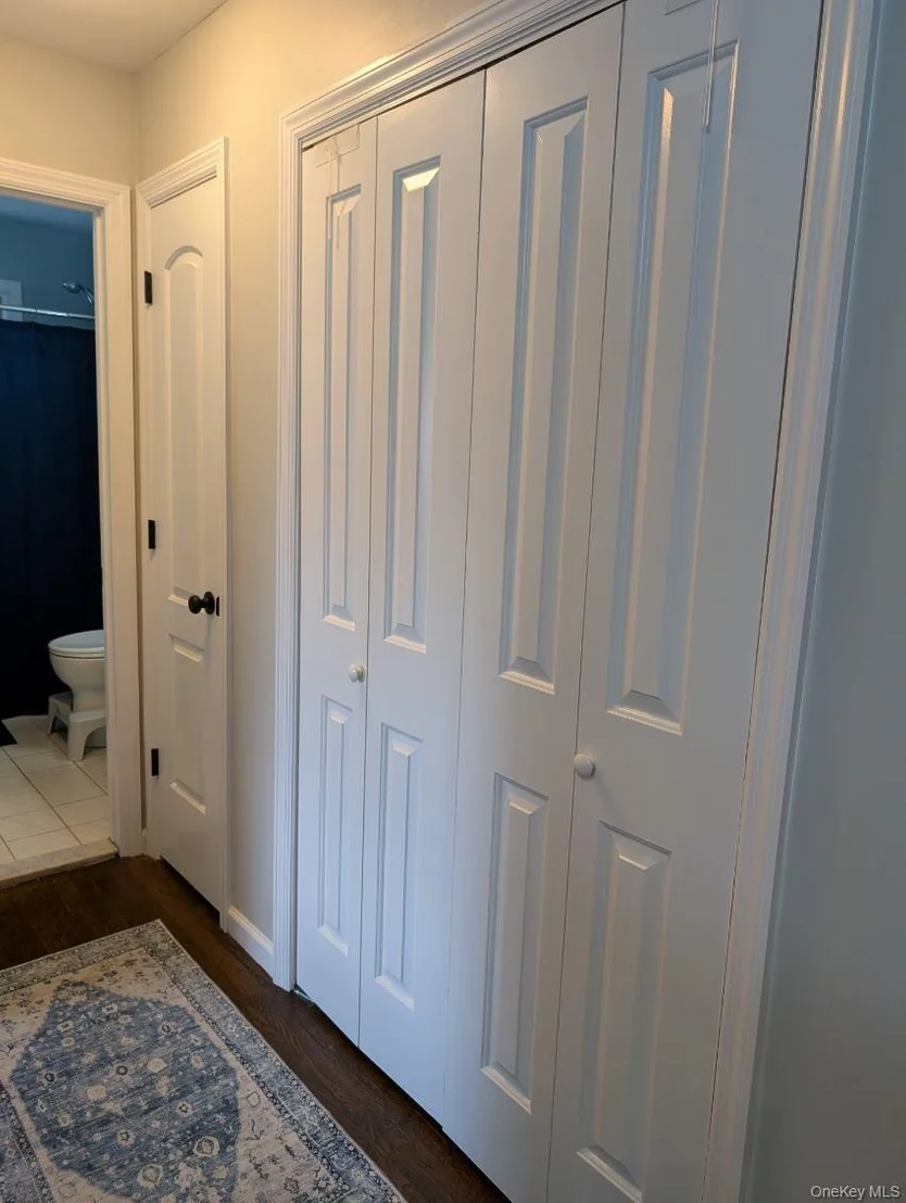 Photo of Unit 7B at 2435 Union Boulevard