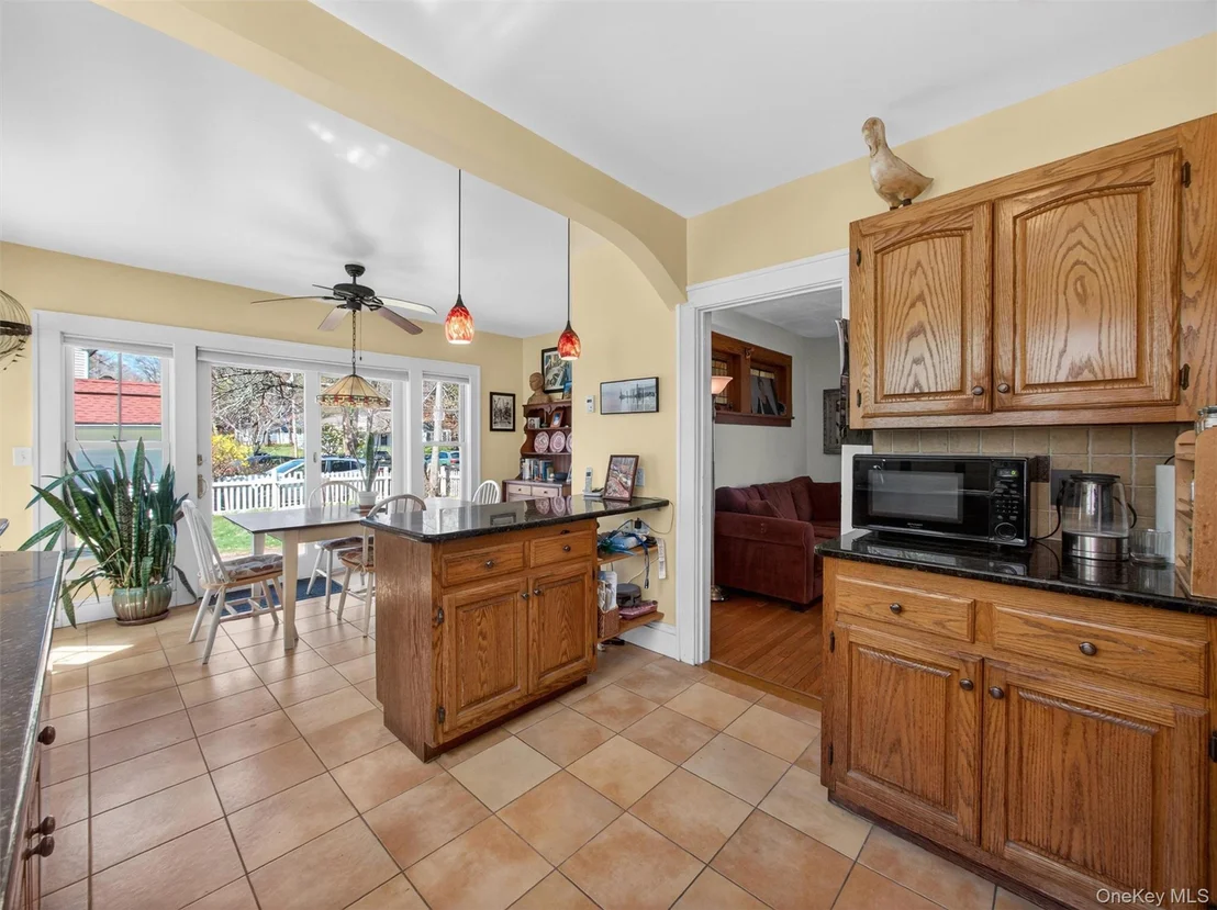 Photo of 108 Summit Avenue