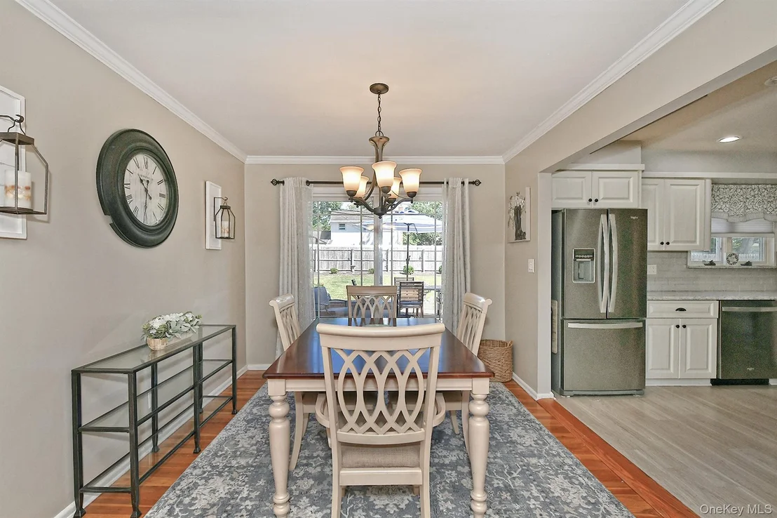 Photo of 42 Montrose Drive
