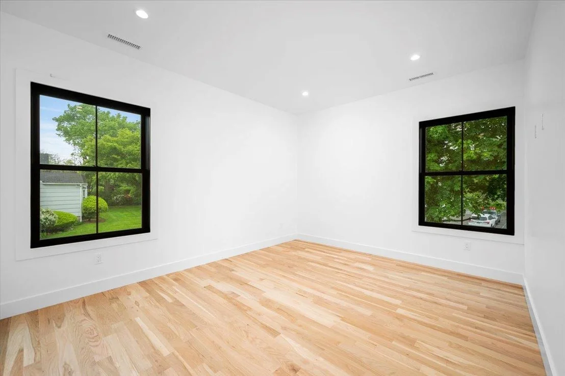 Photo of 12 Fairway Avenue
