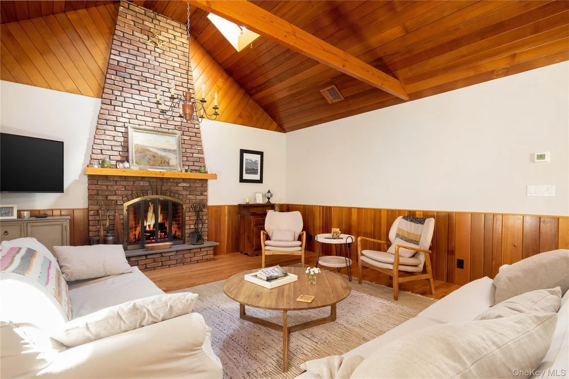Photo of 1635 Smith Road