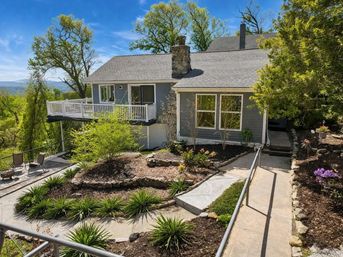Photo of 18 Pleasant Road