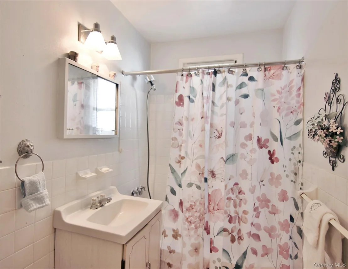 Photo of Unit A at 39 Avon Circle