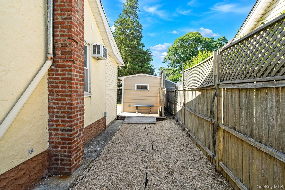 Photo of 7 Inca Drive
