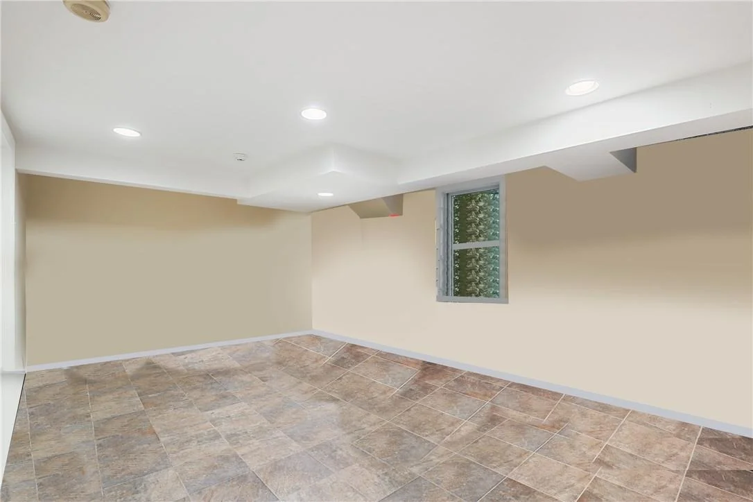Photo of 2 Winding Brook Drive