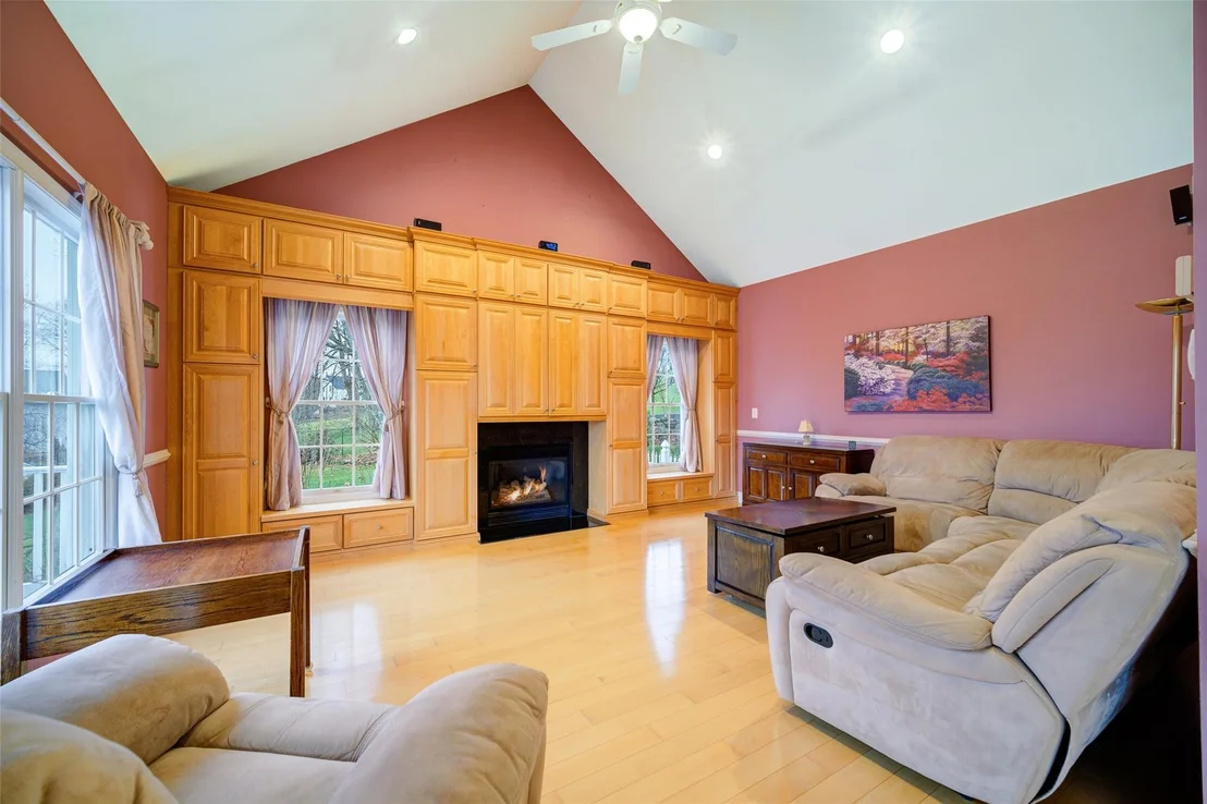 Photo of 48 Duke Drive
