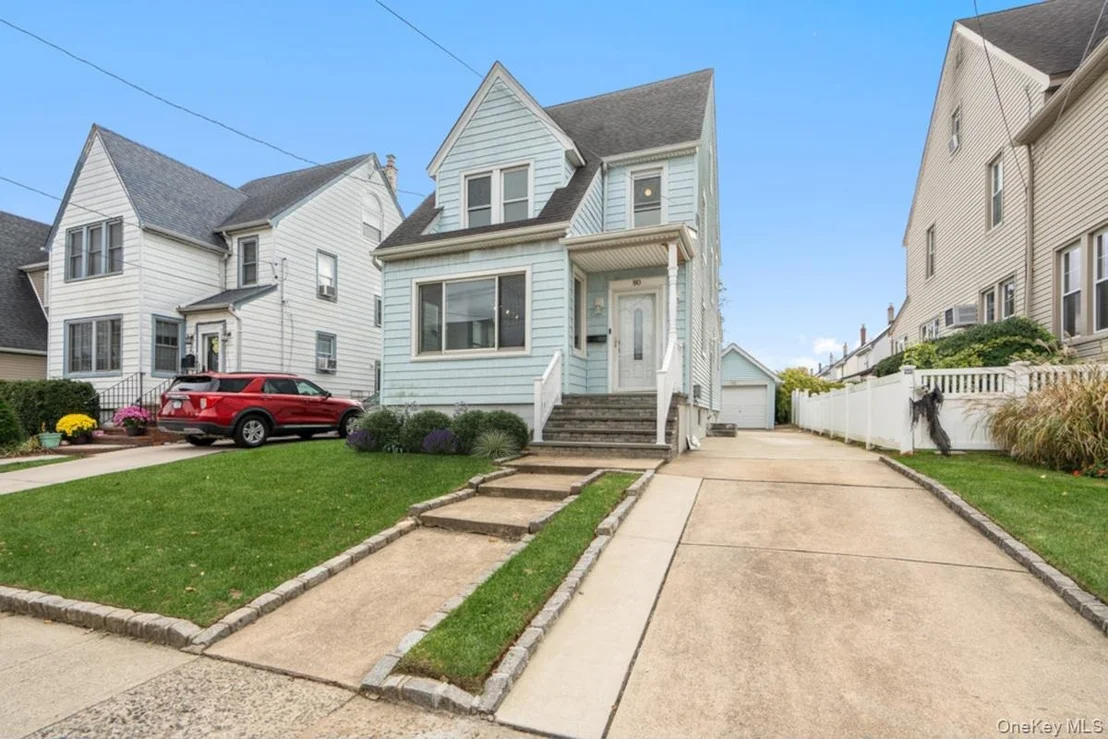 Photo of 80 Munro Boulevard