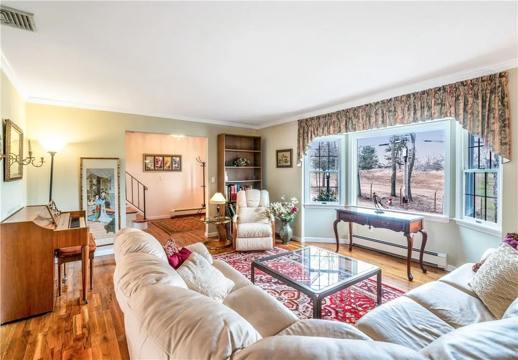 Photo of 19 Hill Drive