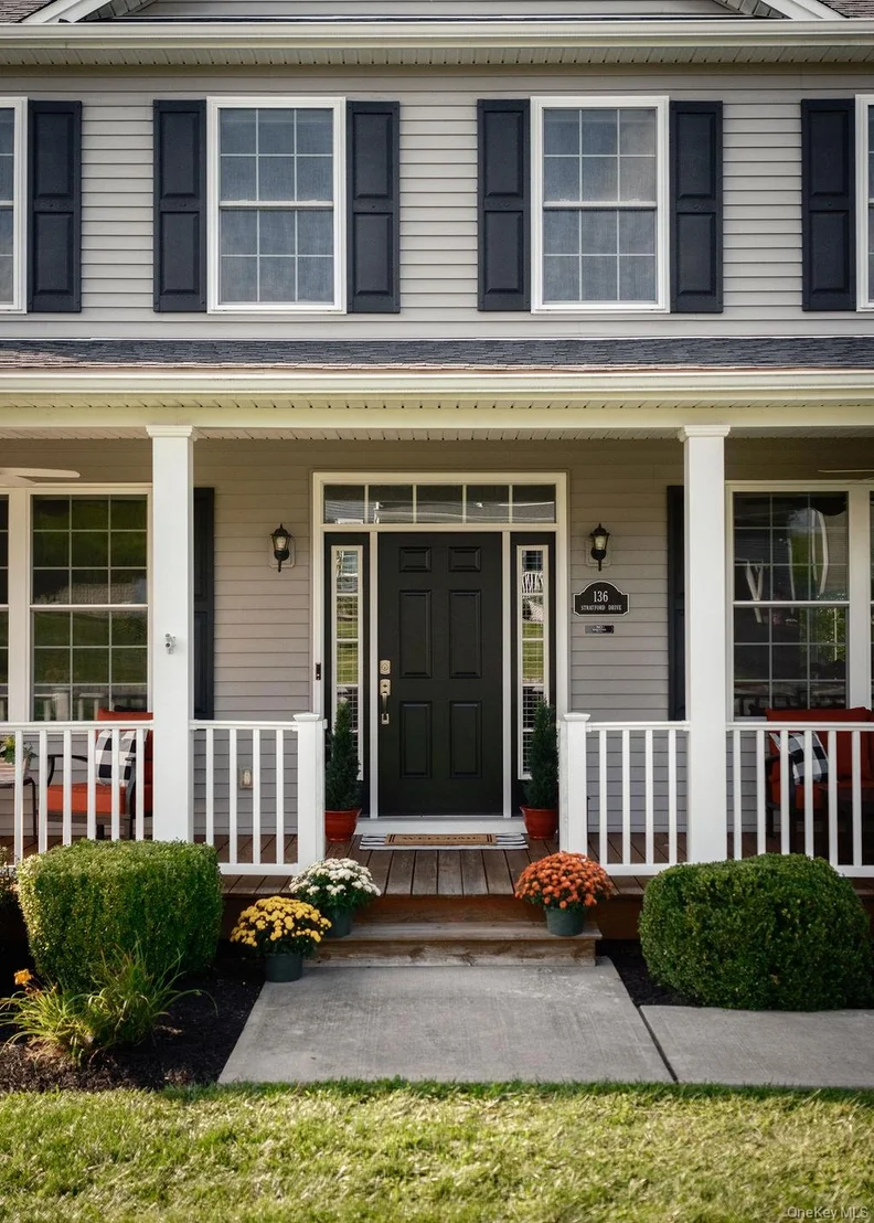 Photo of 136 Stratford Drive