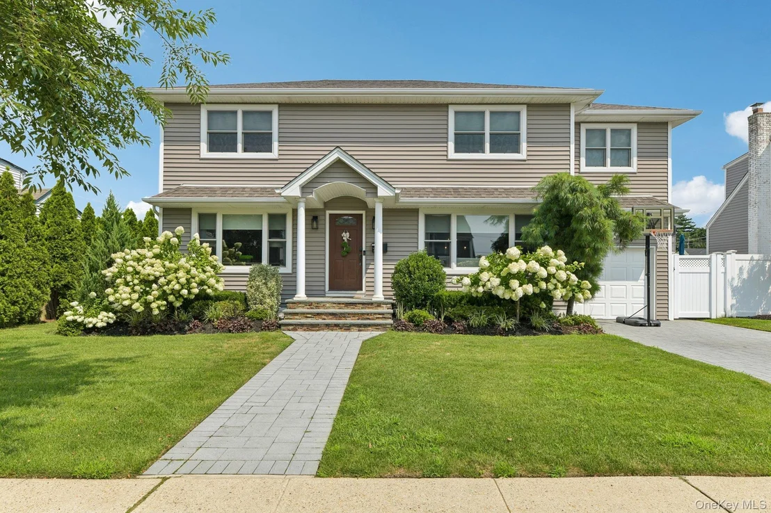Photo of 790 Garden Drive