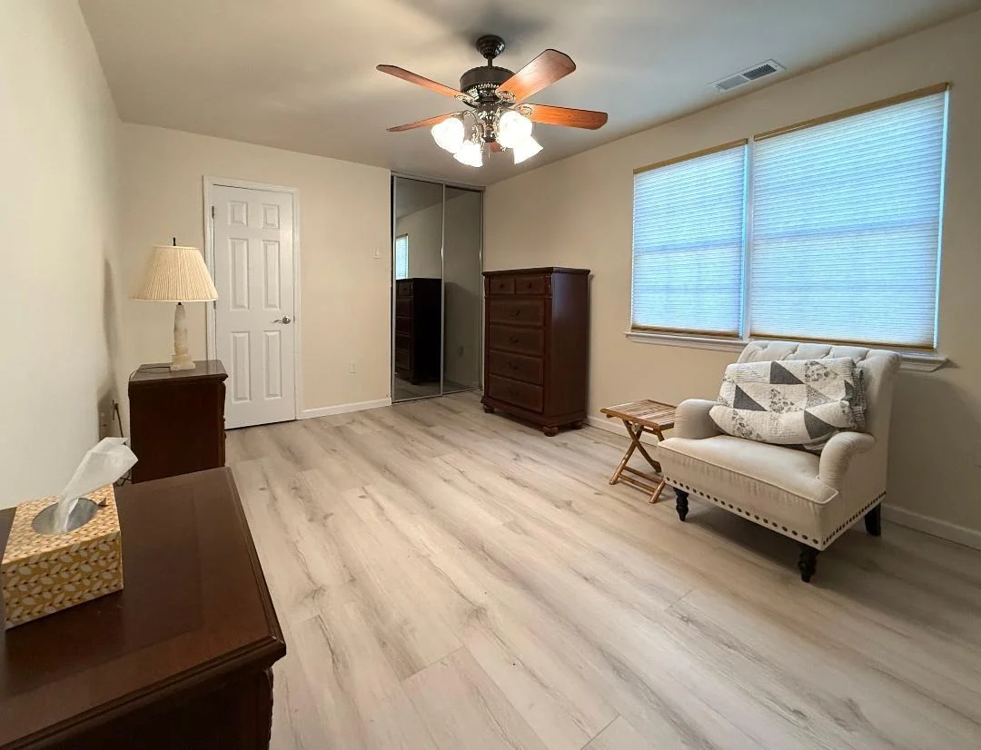 Photo of Unit B at 301 Commons Way