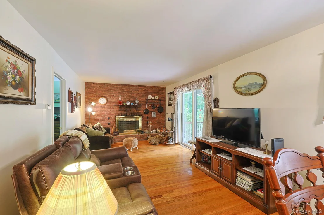 Photo of 408 Field Road
