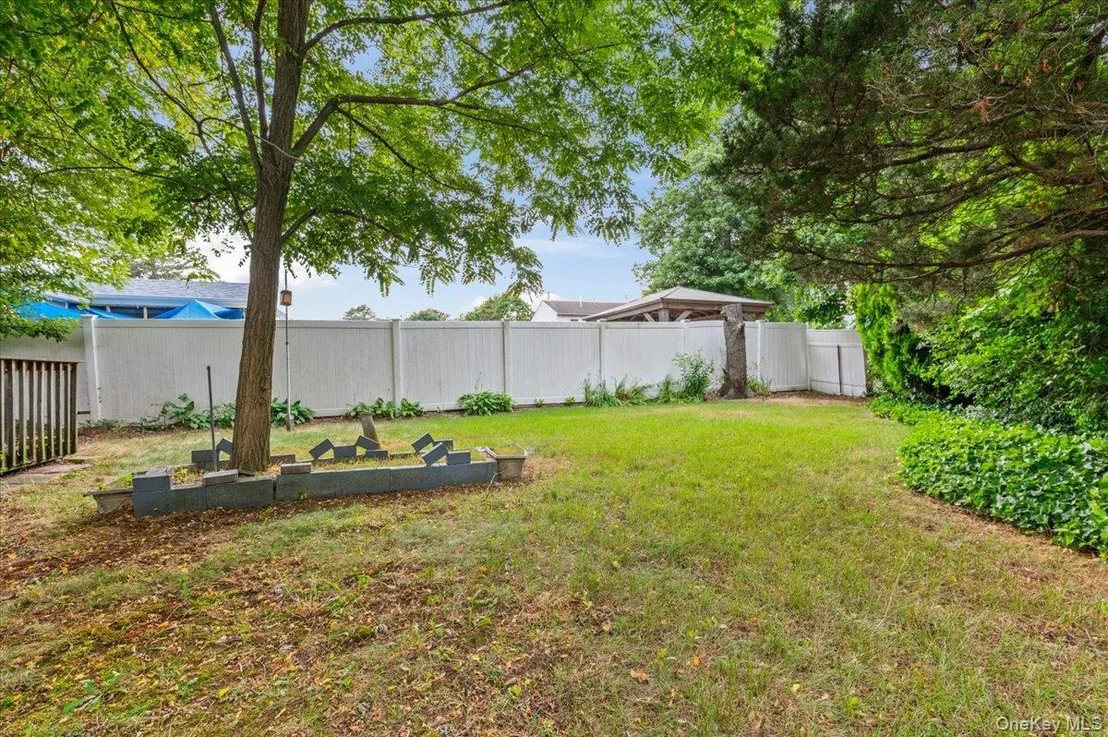 Photo of 1680 Pine Acres Boulevard