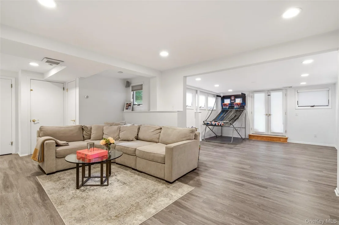 Photo of 29 Sycamore Drive