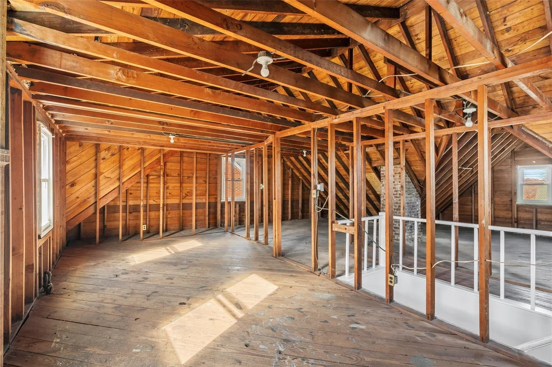 Photo of 22 Pinebrook Road