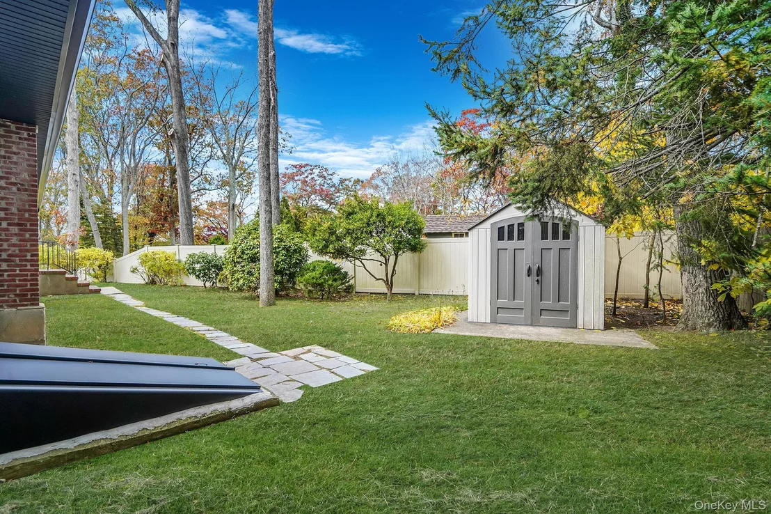 Photo of 780 Westview Drive