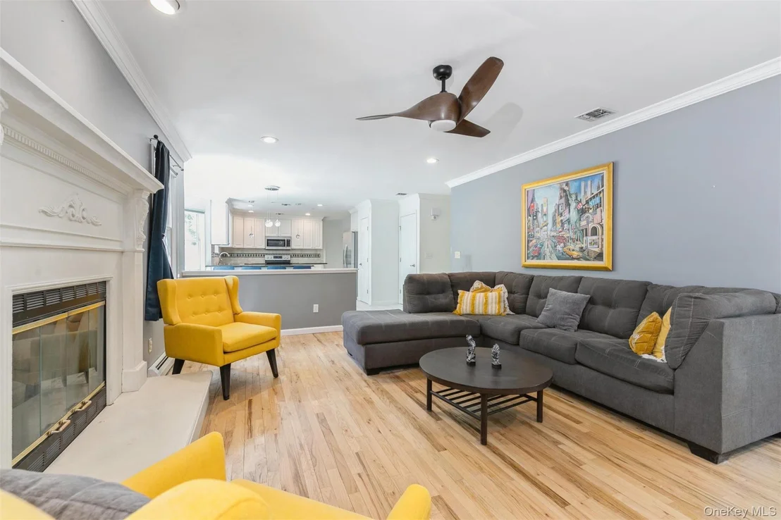 Photo of 212 Fairway Drive