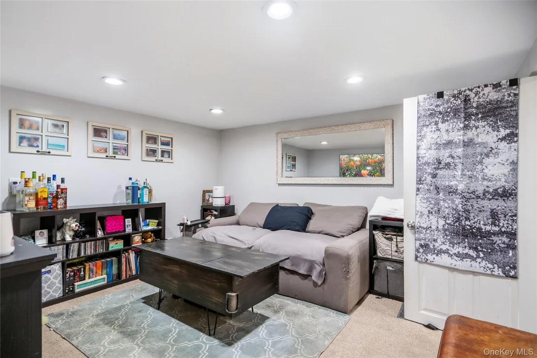 Photo of 1005 Ferngate Drive