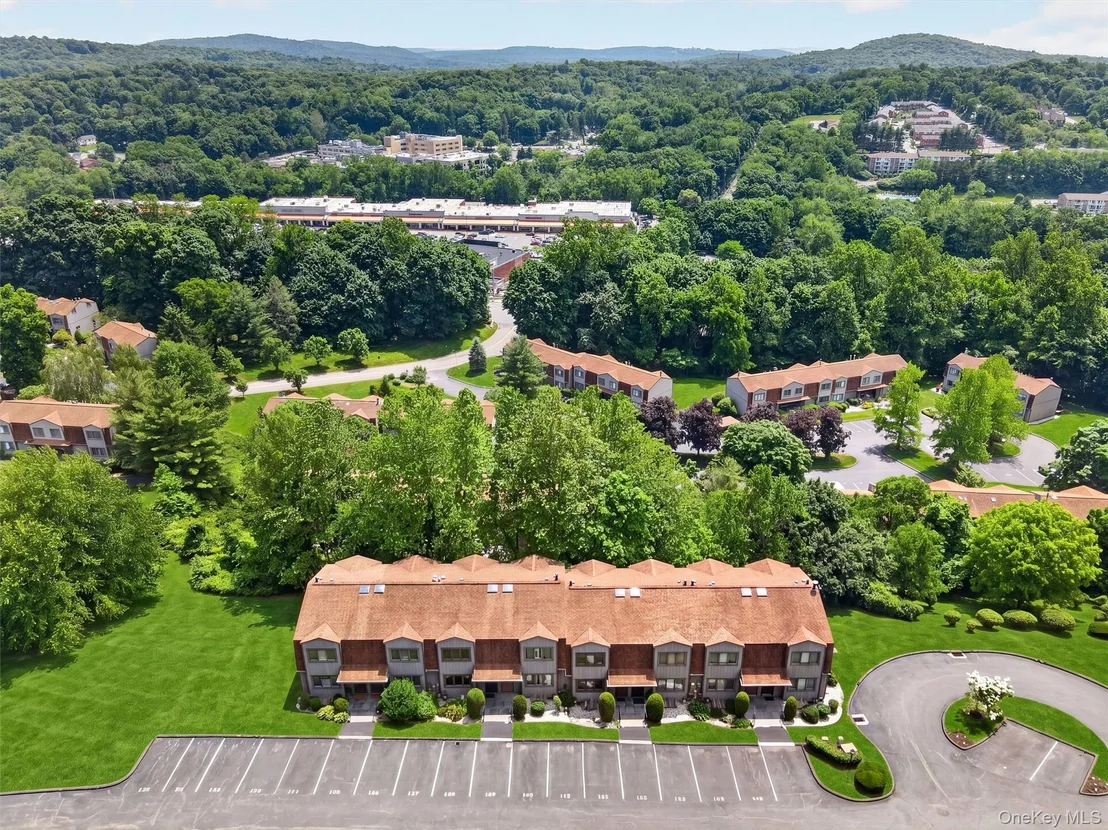 Photo of 9 Maple Crest Drive