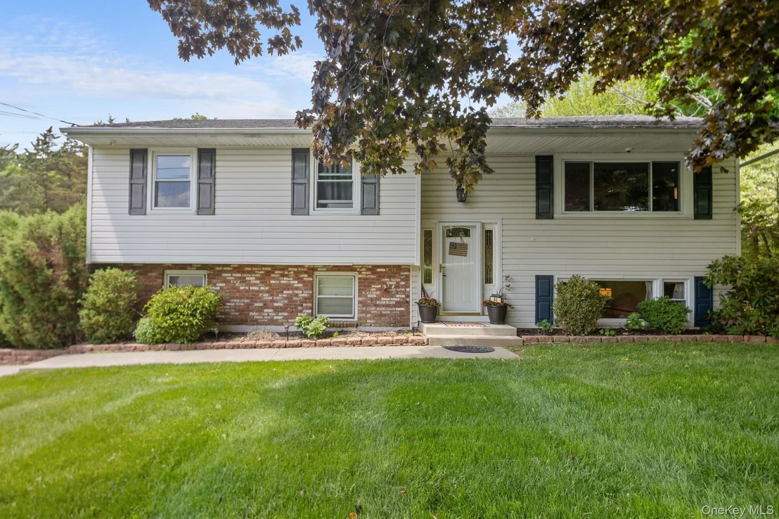 Photo of 83 Panorama Drive