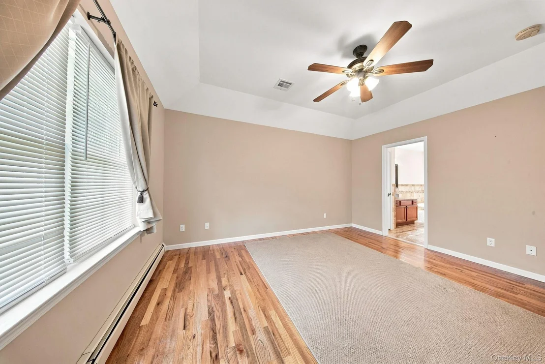 Photo of 236 Springbrook Road