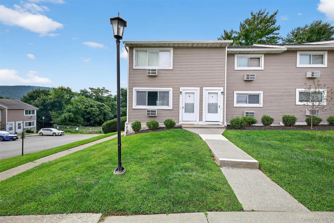Photo of Unit H at 3 Fishkill Glen Drive