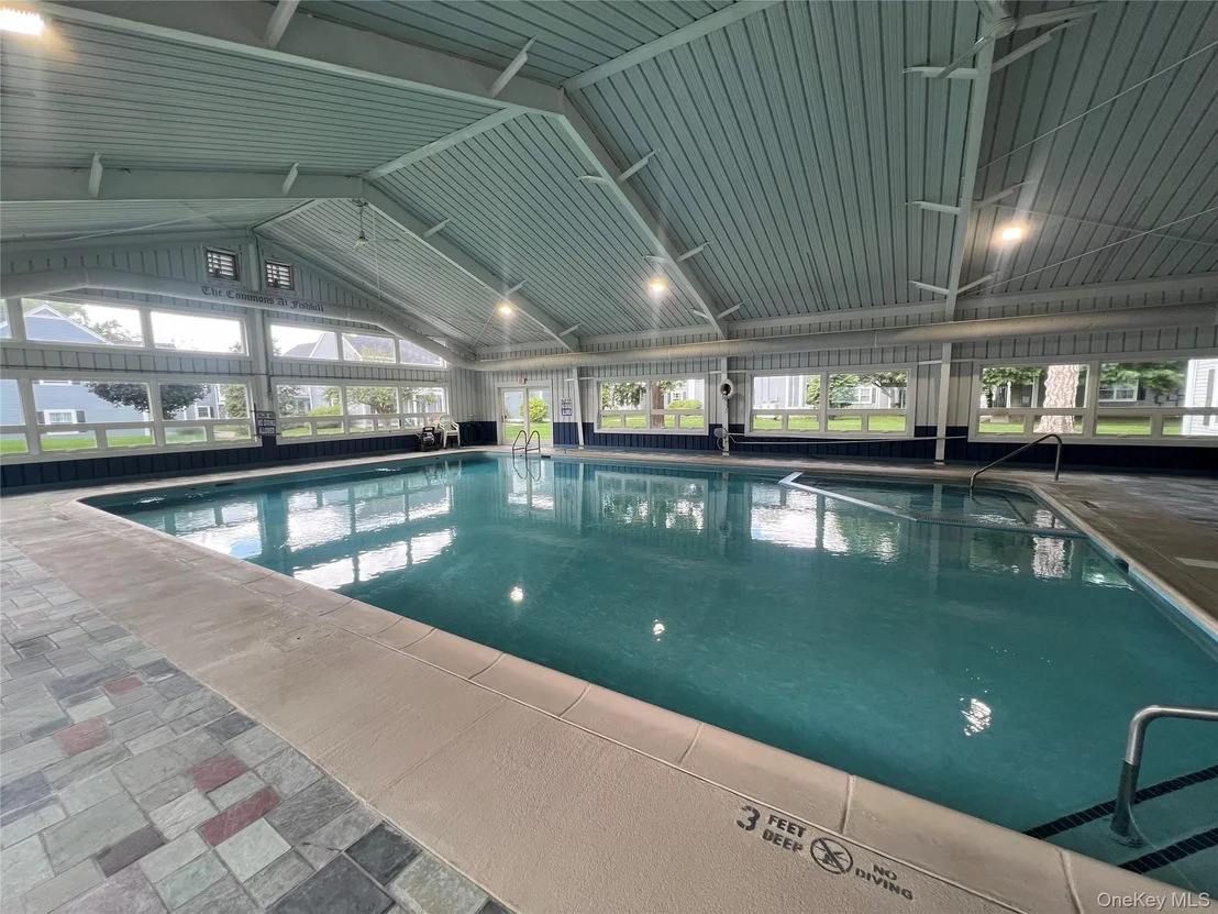 Photo of Unit D at 401 Commons Way
