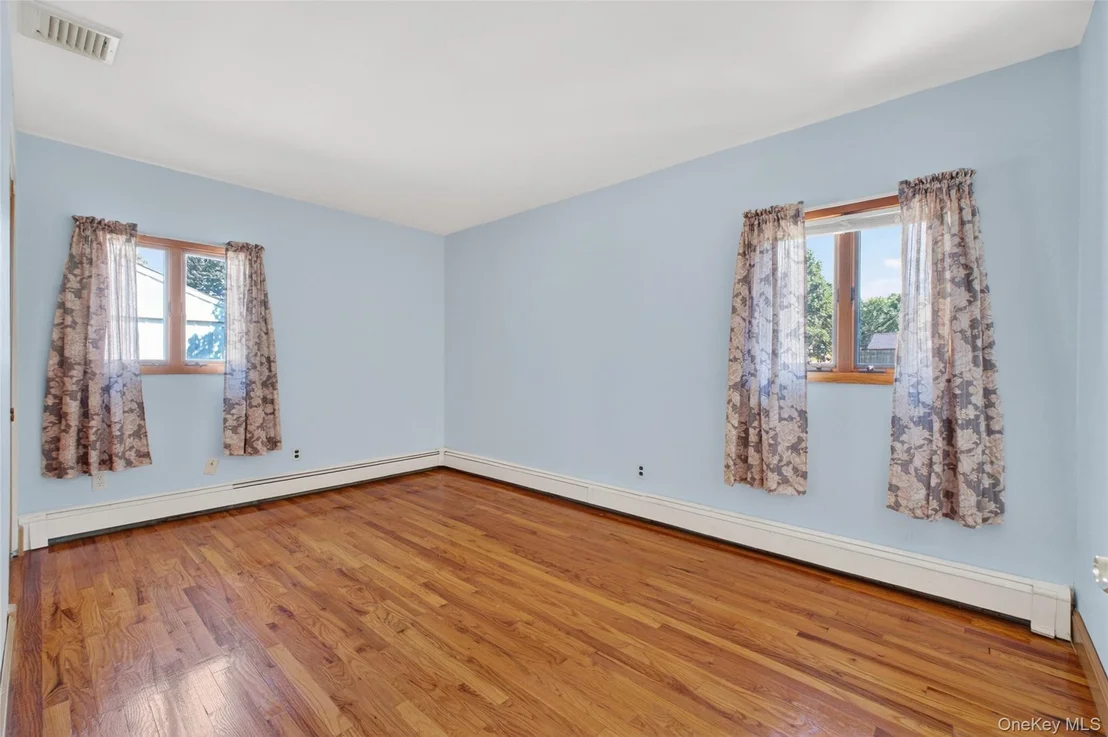 Photo of 20 Glen Drive