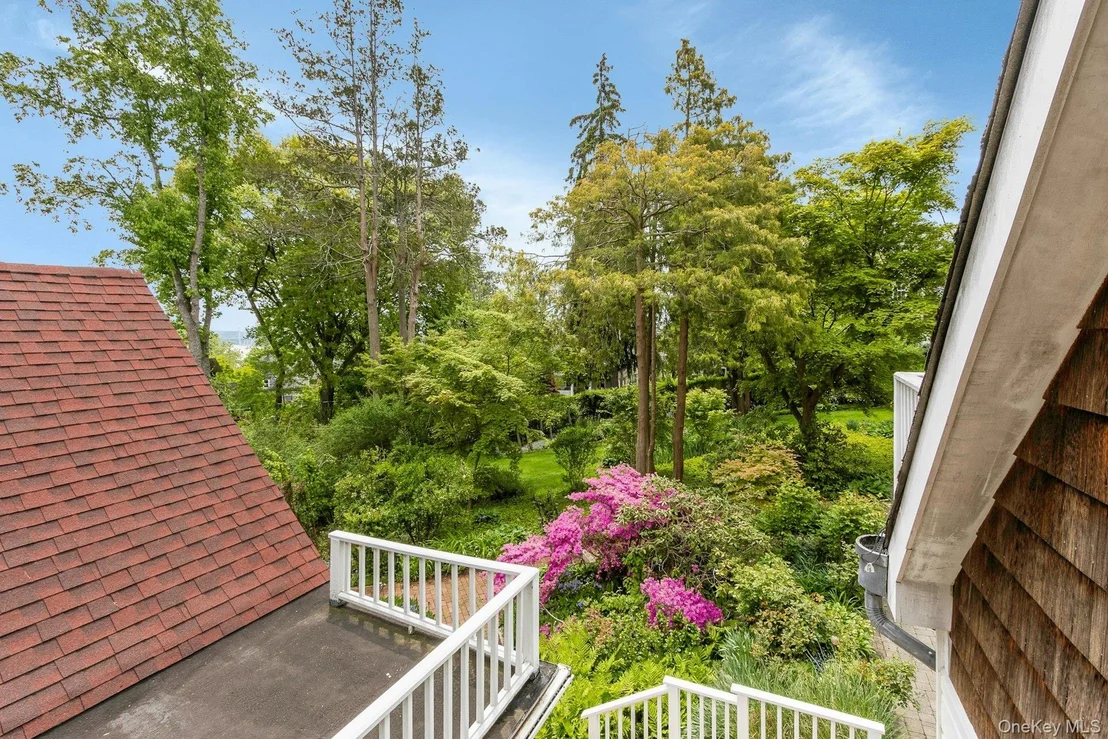 Photo of 32 Laveta Place