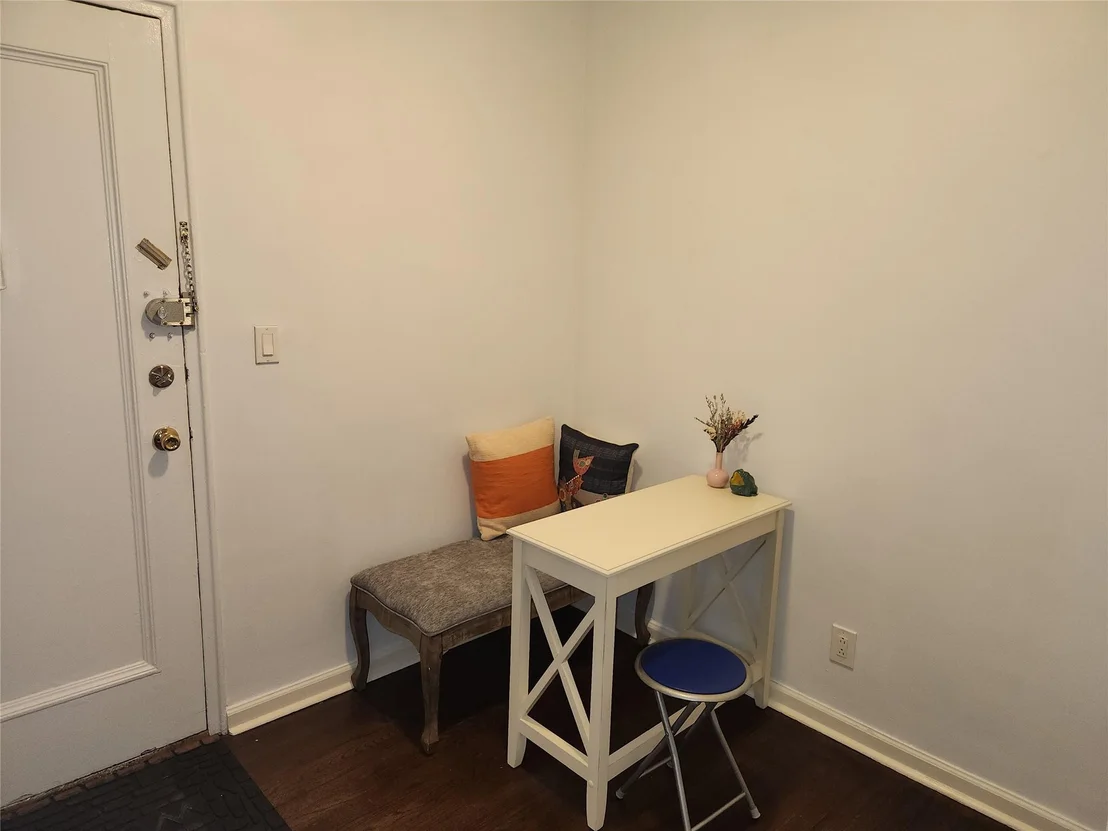 Photo of Unit B26 at 786 Bronx River Road
