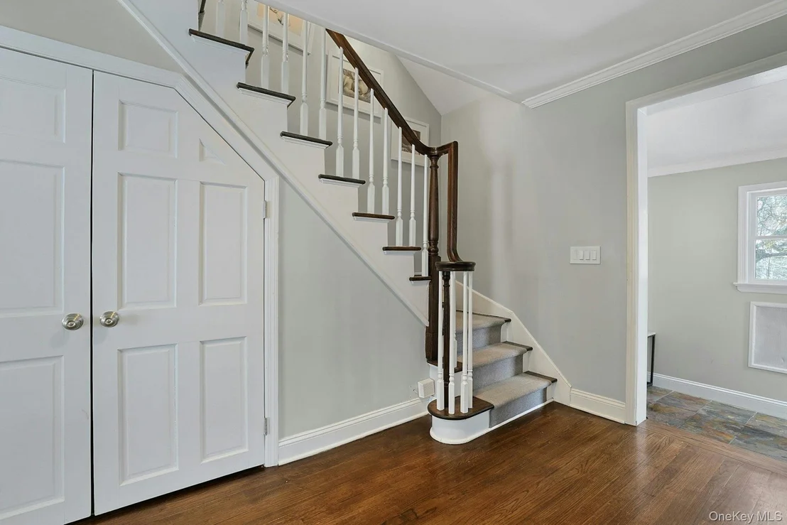 Photo of 8 Old Roaring Brook Road