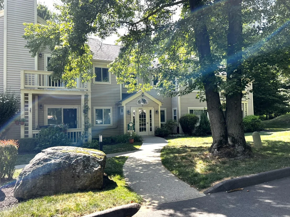 Photo of Unit 5 at 11 Arbor Way